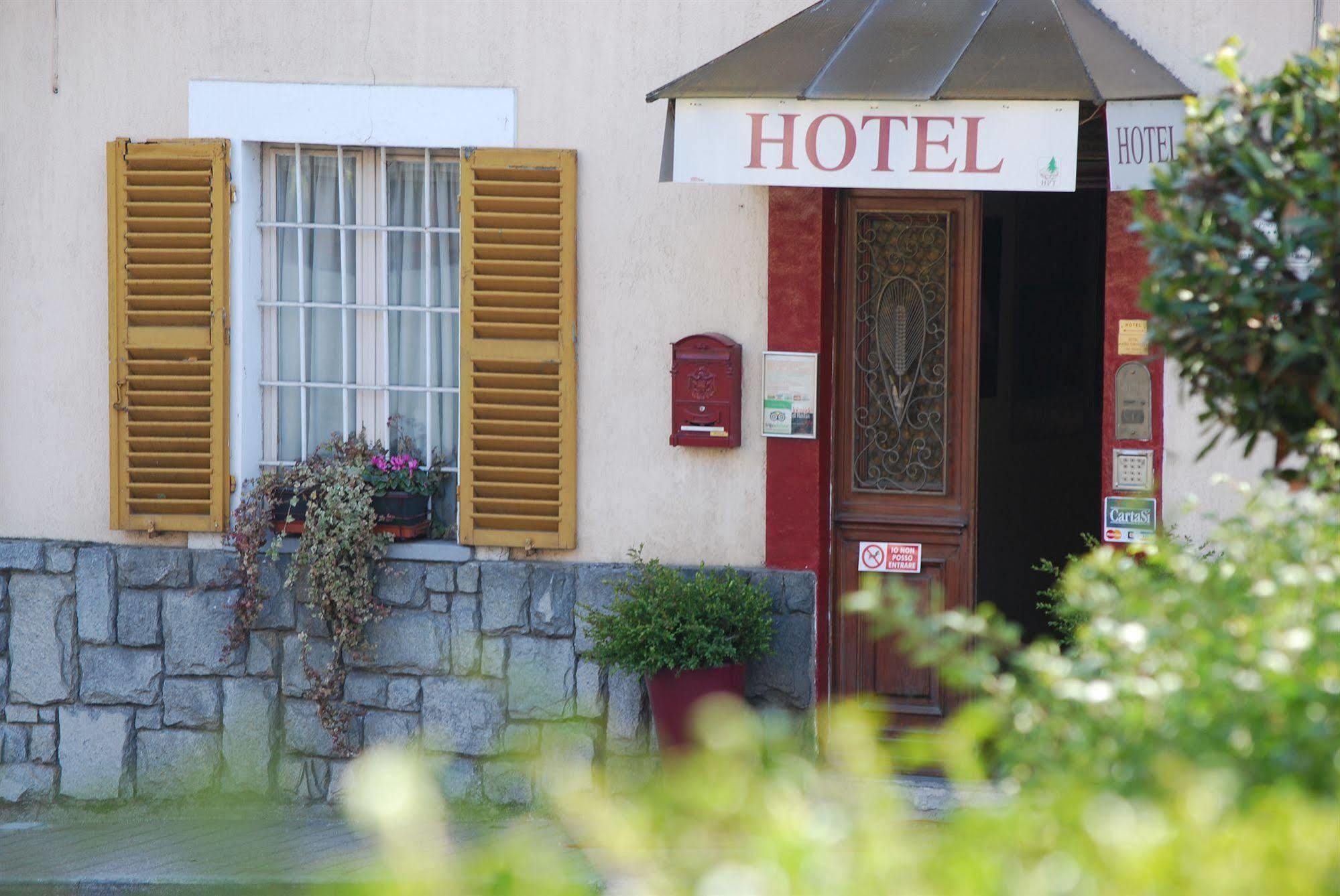 Hotel Пино-Торинезе Экстерьер фото